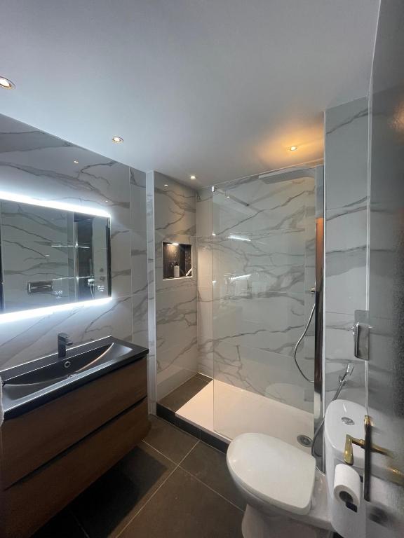 Hôtel Gallia Cannes - Resim 43