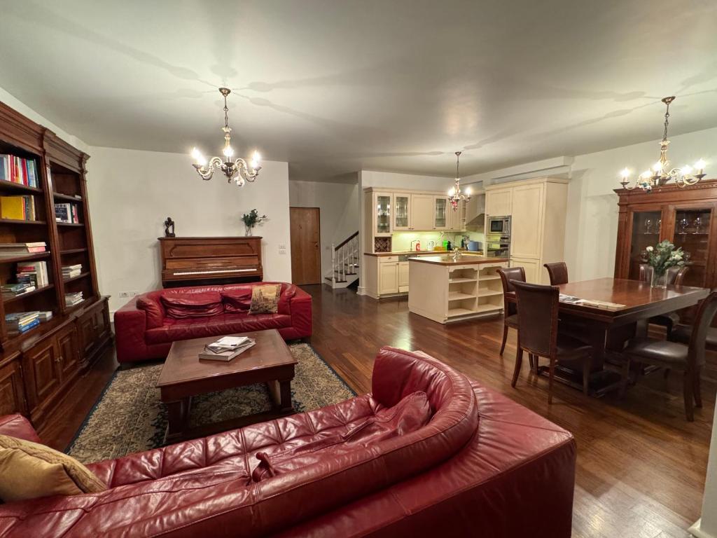Lana Riverside Apartment - Image 4