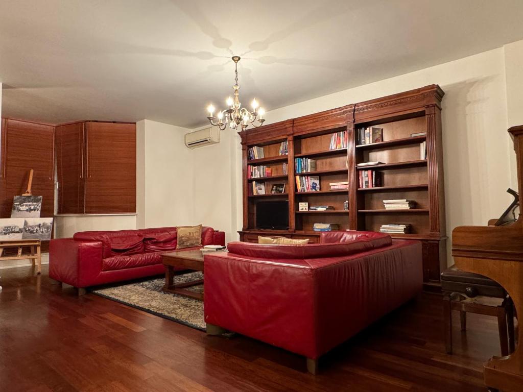 Lana Riverside Apartment - Image 9