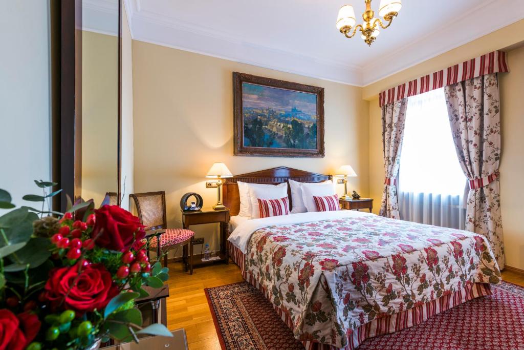 Golden Well - Resim 39