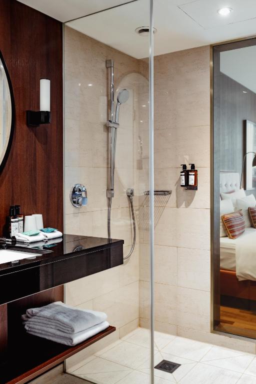 AMERON Hamburg Hotel Speicherstadt - Resim 44