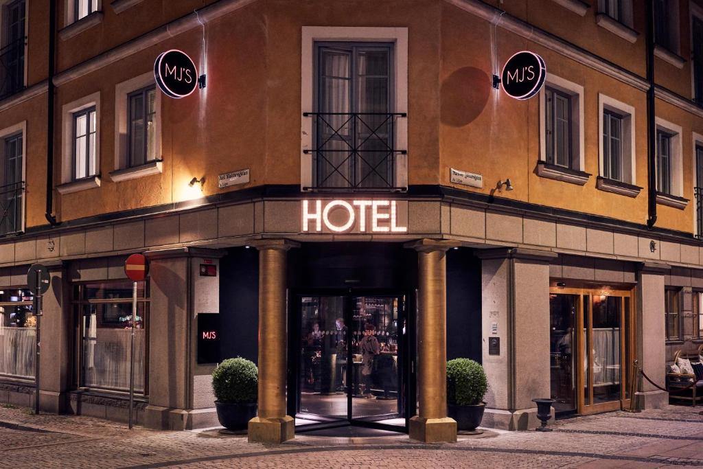 Budova, kde se hotel nachází