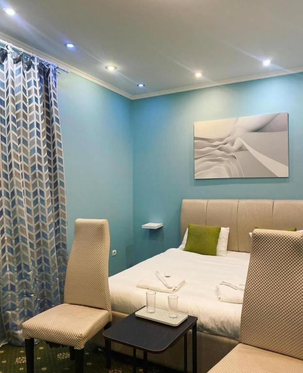 AlmaPort - Queen Room Met Gedeelde Badkamer