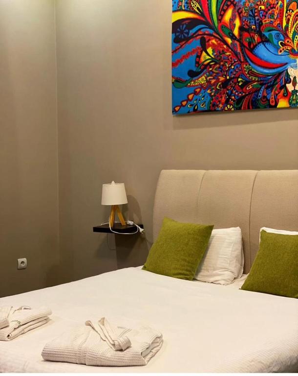 AlmaPort - Queen Room Met Gedeelde Badkamer