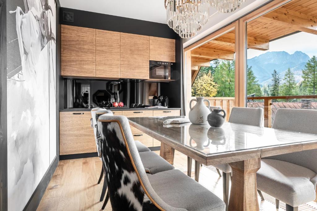 
Two-Bedroom Apartment Royal SKI
