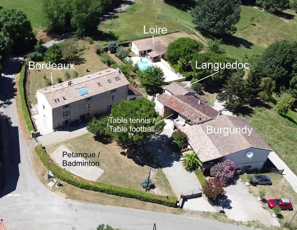 an overhead view of a house with a building at Gite complex near Mirepoix in the Pyrenees in Limbrassac