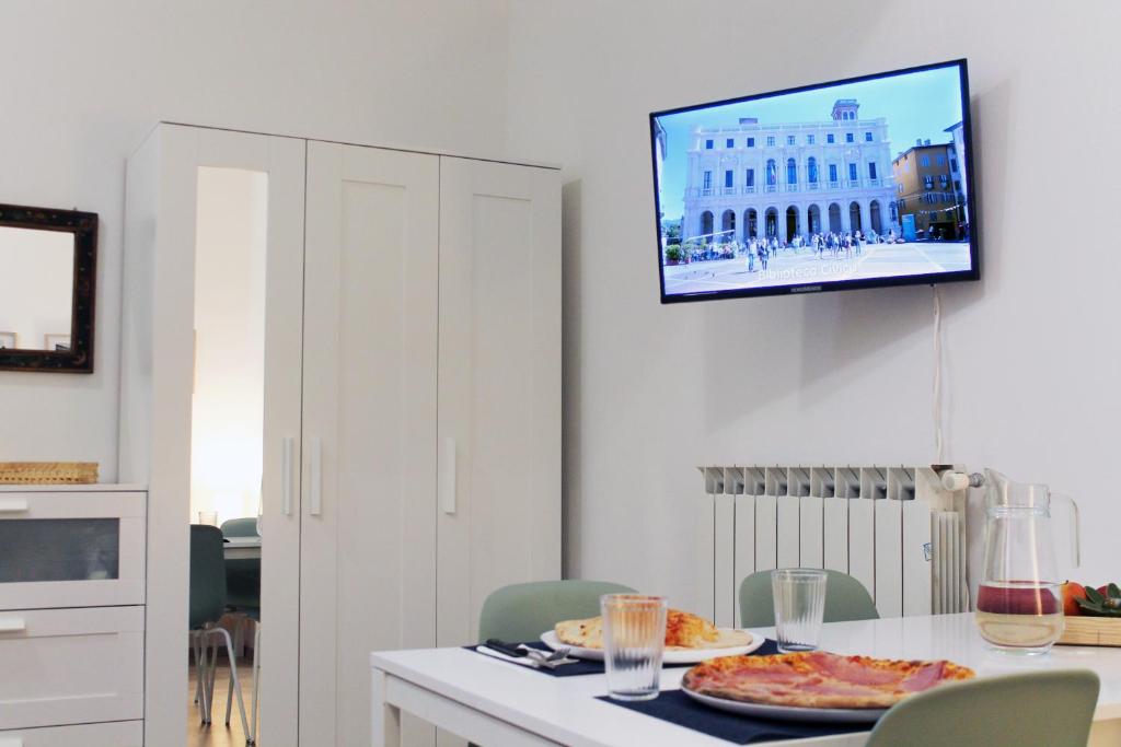 A television and/or entertainment centre at Ciao Belli