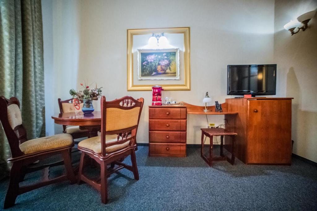 Bucharest Comfort Suites Hotel - Resim 42