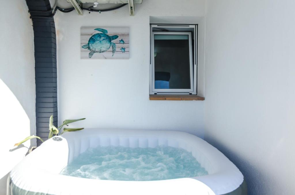 Fotografie z fotogalerie ubytování Villa Luxury piscina y cascada 2 min de la playa v destinaci Lloret de Mar