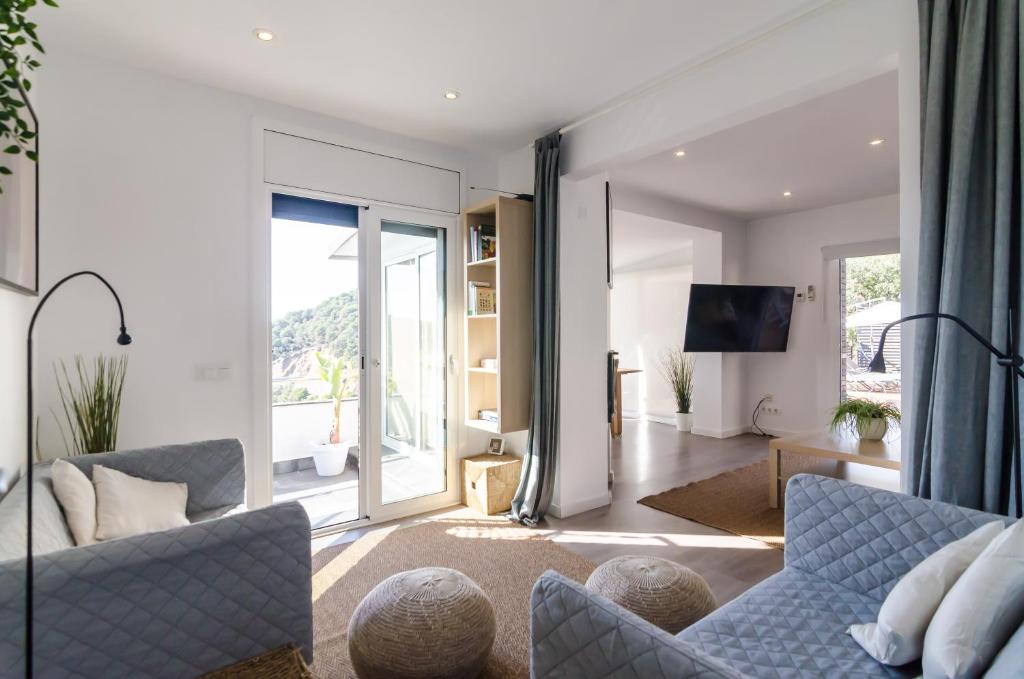 Fotografie z fotogalerie ubytování Villa Luxury piscina y cascada 2 min de la playa v destinaci Lloret de Mar