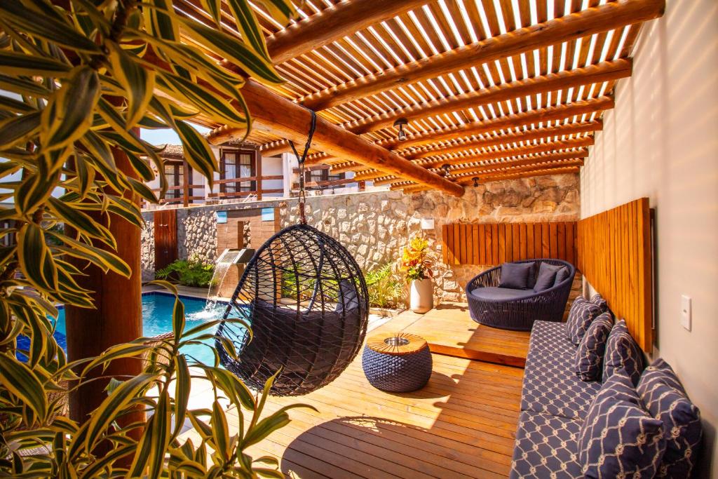 A piscina localizada em Hotel Bem Brasil ou nos arredores