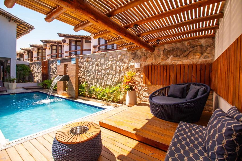 A piscina localizada em Hotel Bem Brasil ou nos arredores