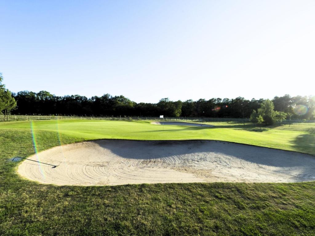 Golf v hotelu nebo okolí