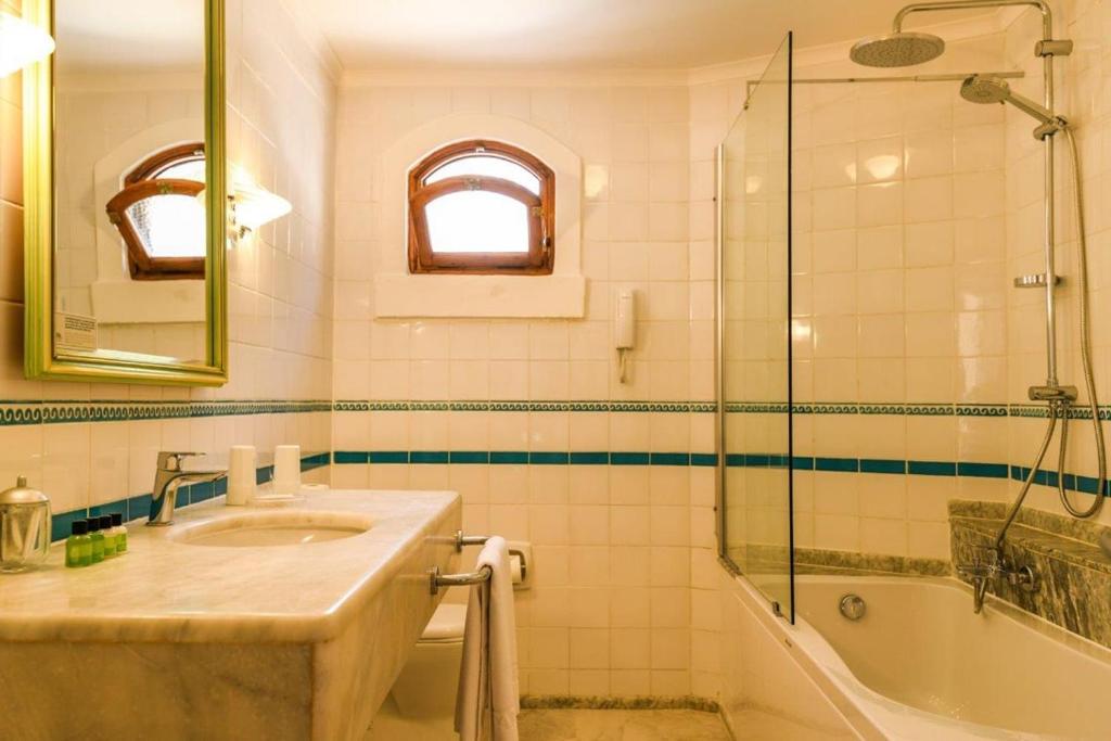 Patara Prince Hotel & Resort - Special Category - Double Or Twin Room With Partial Sea View