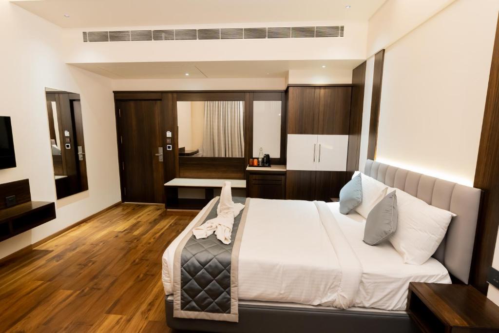 Hotel Le Grandeur - Habitación Doble De Lujo Con Balcón