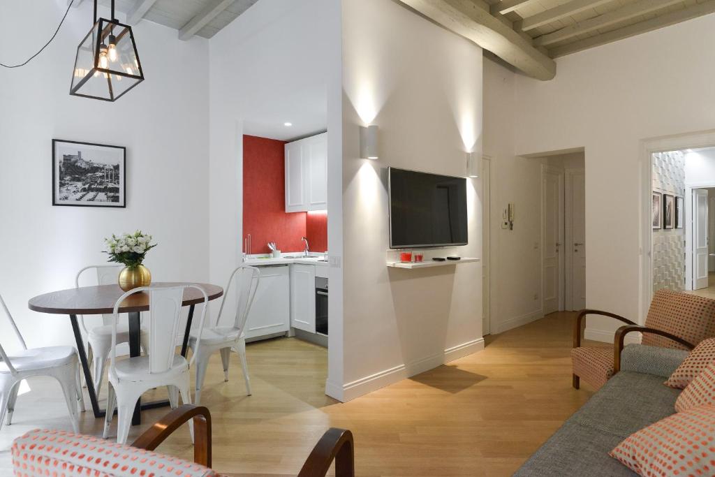 Telewizja i/lub zestaw kina domowego w obiekcie EVE Luxury Apartments Pantheon