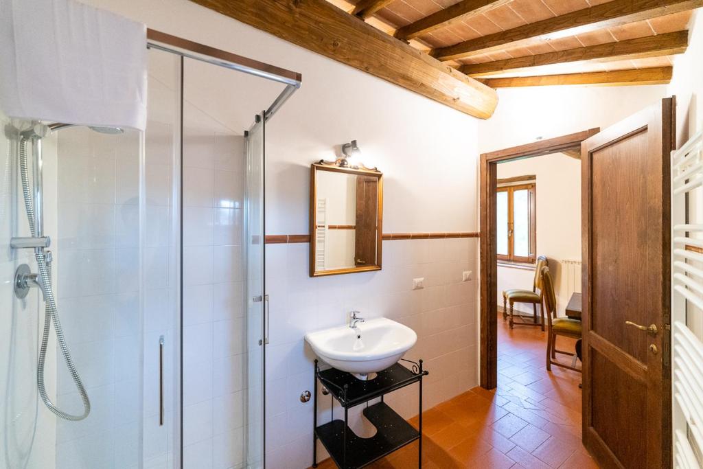 Koupelna v ubytování Borgo Macereto