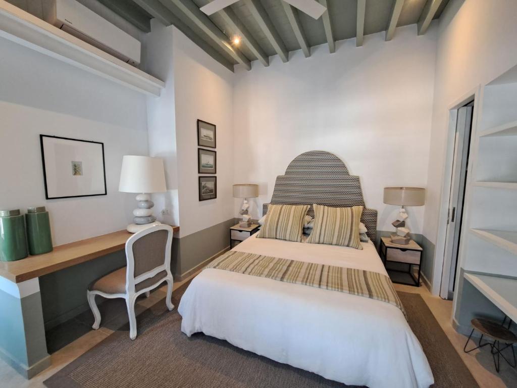 Postel nebo postele na pokoji v ubytování La Scaletta Guest House in Spilia Leros