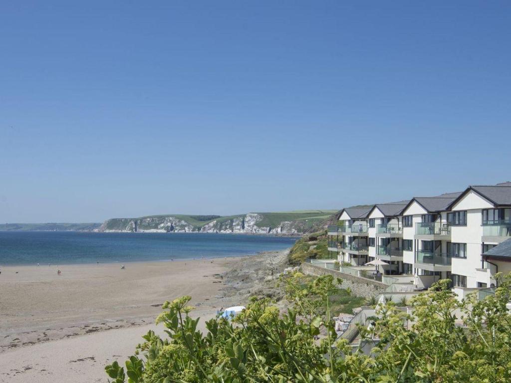 a view of the beach from the condos at 19 Burgh Island Causeway in Kingsbridge