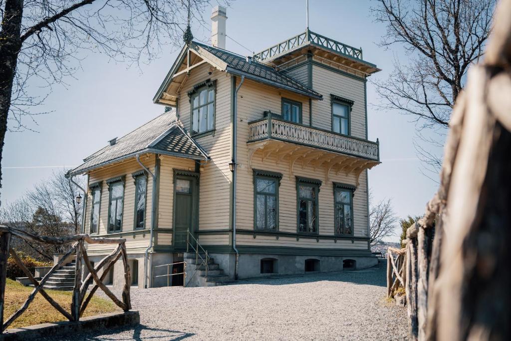 Budova, kde se hotel nachází