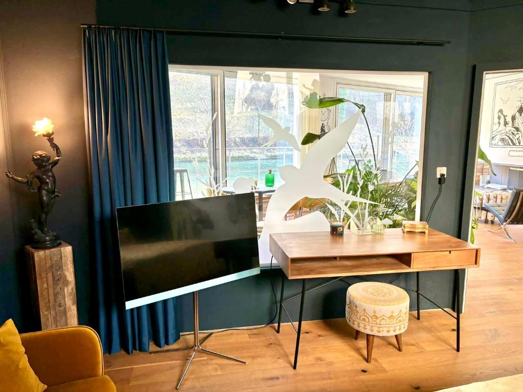 Posezení v ubytování SONNEN Loft Bern - Bed & Breakfast
