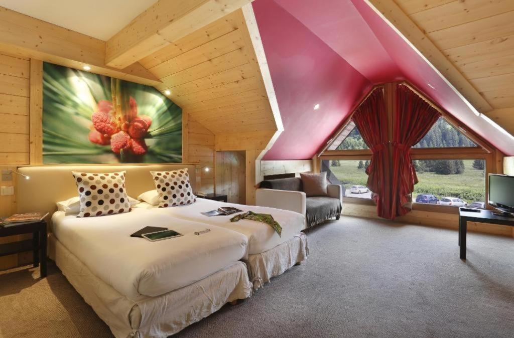 Les Roches 1500 - Habitación Triple De Lujo