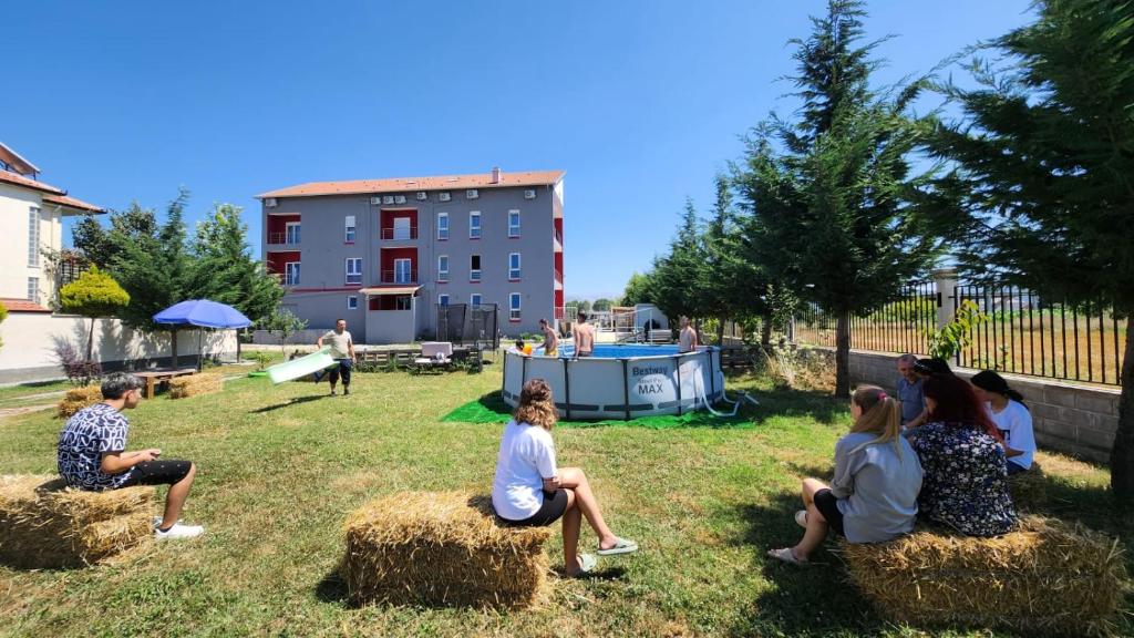 Hosté ubytování Kompleksi CFN ALBANIA