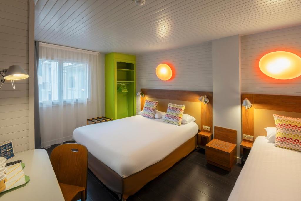 Campanile Annecy Centre - Gare - Standard Quadruple Room