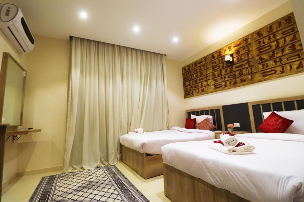 Locanda Pyramids Hotel - 13