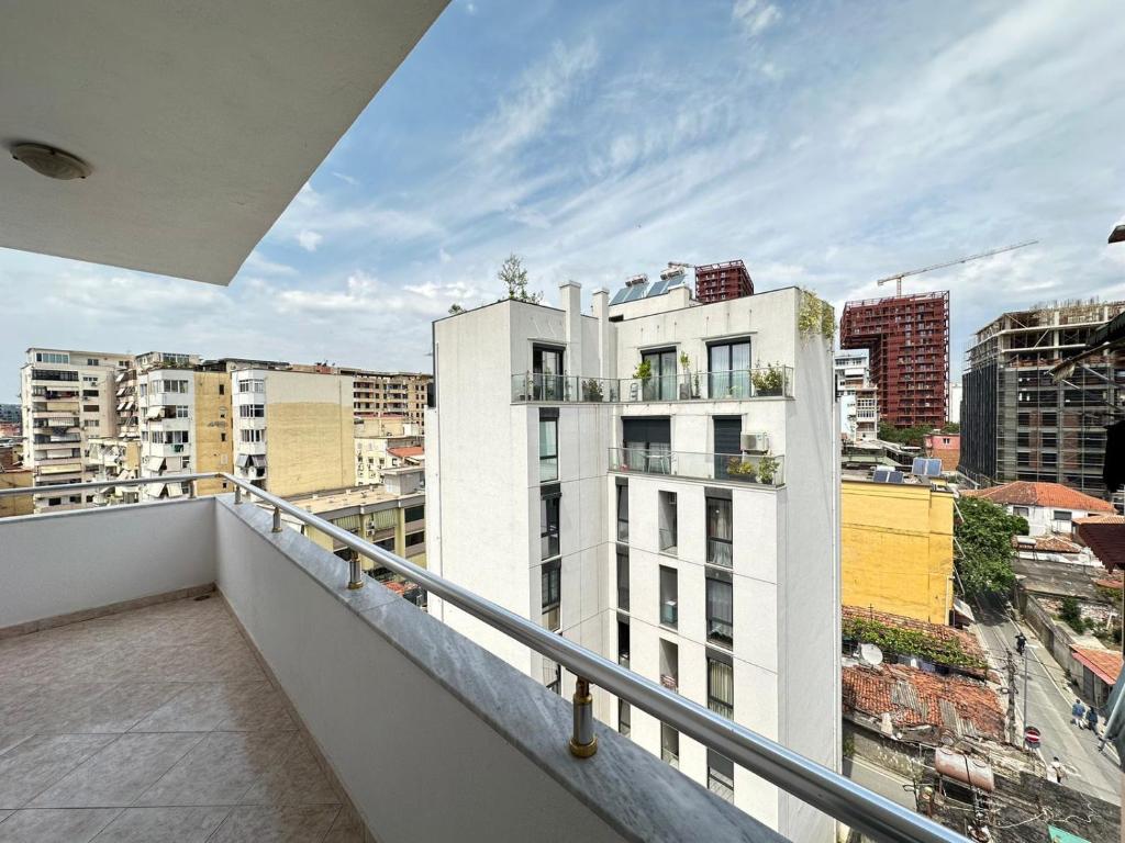 Plis Apartment Myslym Shyri - Imazhi 6