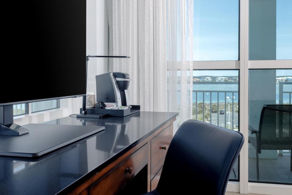 The Pensacola Beach Resort photo