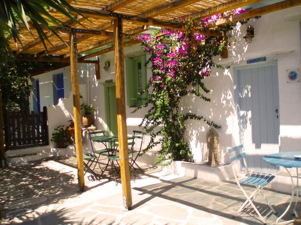 Elma's Houses traditional Blue Ηouse Avra, Alonnisos (updated prices