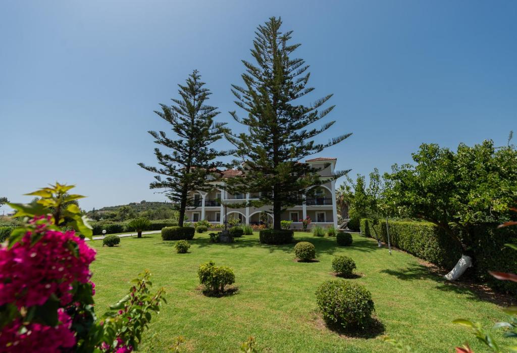Zahrada ubytování Sofia - Yiota Studios & Apartments