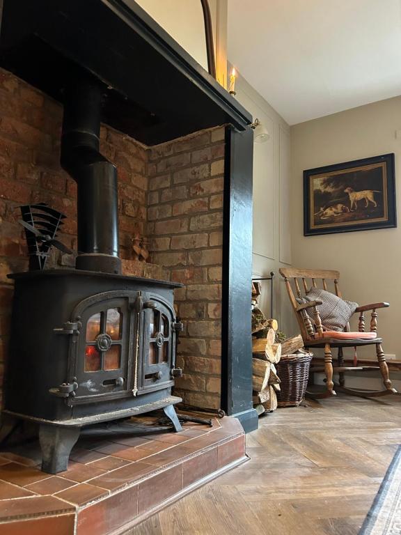 Fotografie z fotogalerie ubytování Favour Royal Cottage - dog friendly forest escape v destinaci Derrygorry