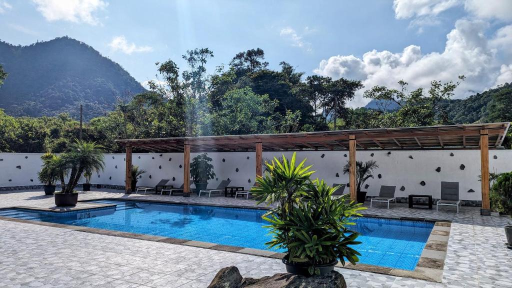 Bazén v ubytování Las Terrazas de Dana Boutique Lodge & Spa nebo v jeho okolí