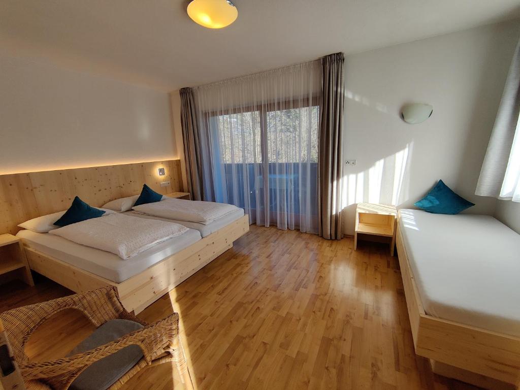 Residence Klementhof - One-Bedroom Apartment With Balcony - 102