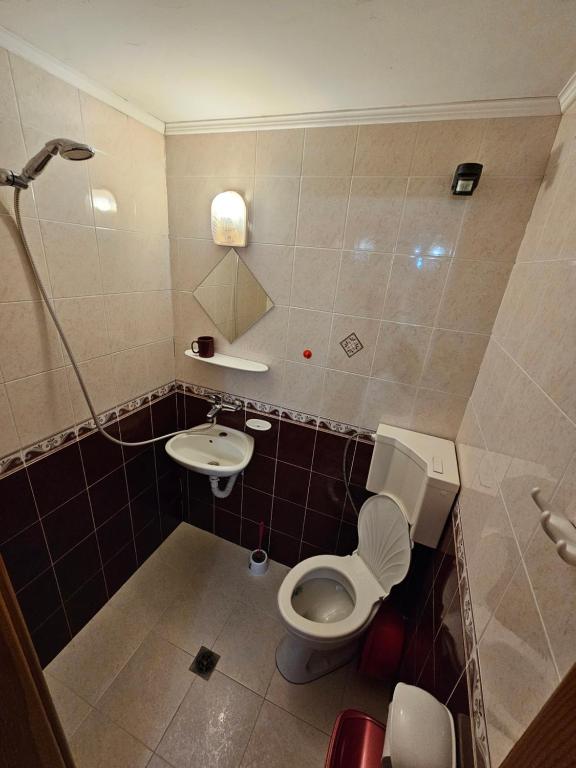 Koupelna v ubytování Hotel Rai