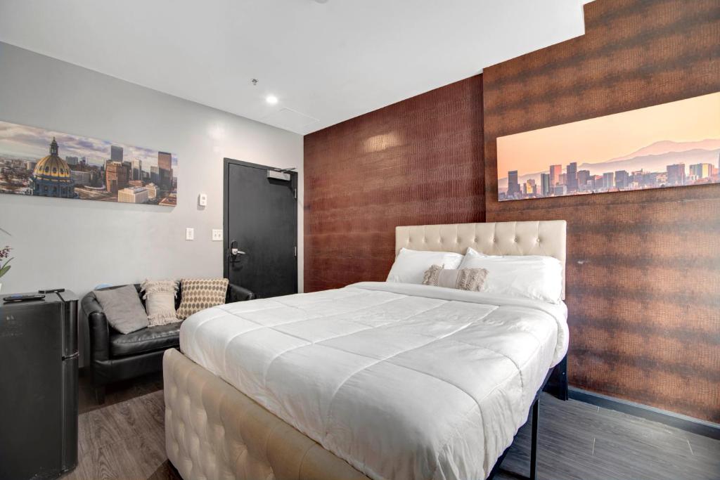 Good Hotels Downtown Denver - Studio