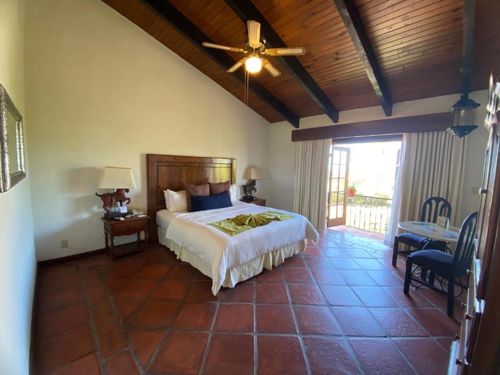 Hacienda Bajamar - Salle Roi Standard