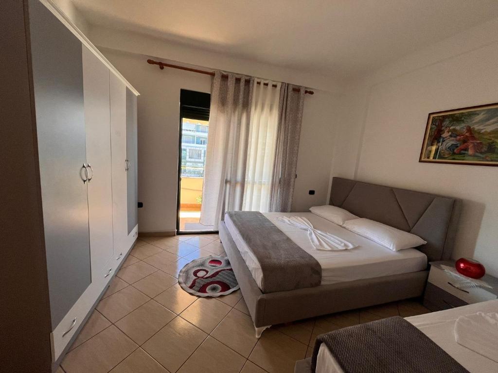 Rikardo Apartament - Imazhi 7
