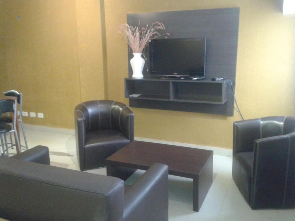 Et tv og/eller underholdning på El Agora