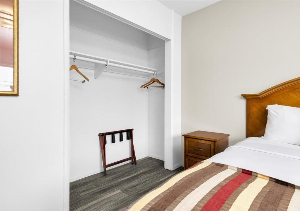 Motel 6 San Francisco, CA Great Highway - 