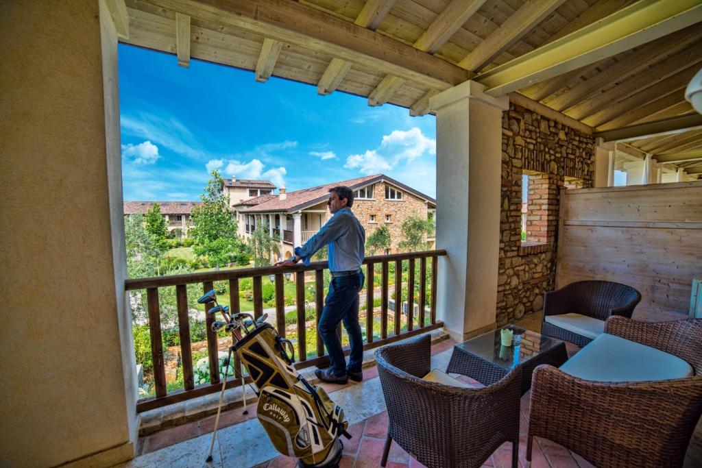 Balkon lub taras w obiekcie Garda Residence San Vigilio Golf