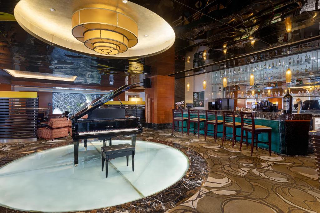 Posezení v ubytování Crowne Plaza Tianjin Binhai Center by IHG