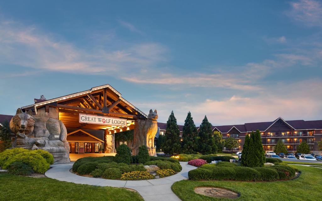 a resort with a large building with a garden at Great Wolf Lodge Concord in Concord