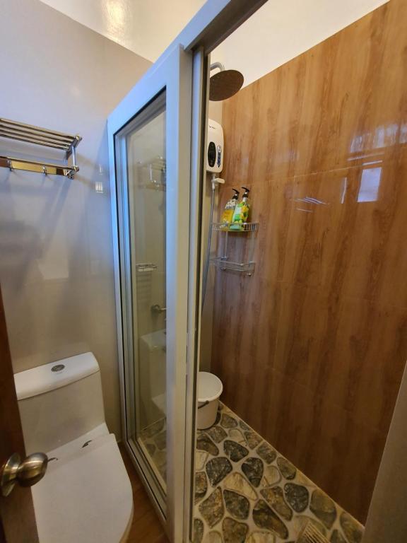 Koupelna v ubytování Glorias Panglao Inn 1