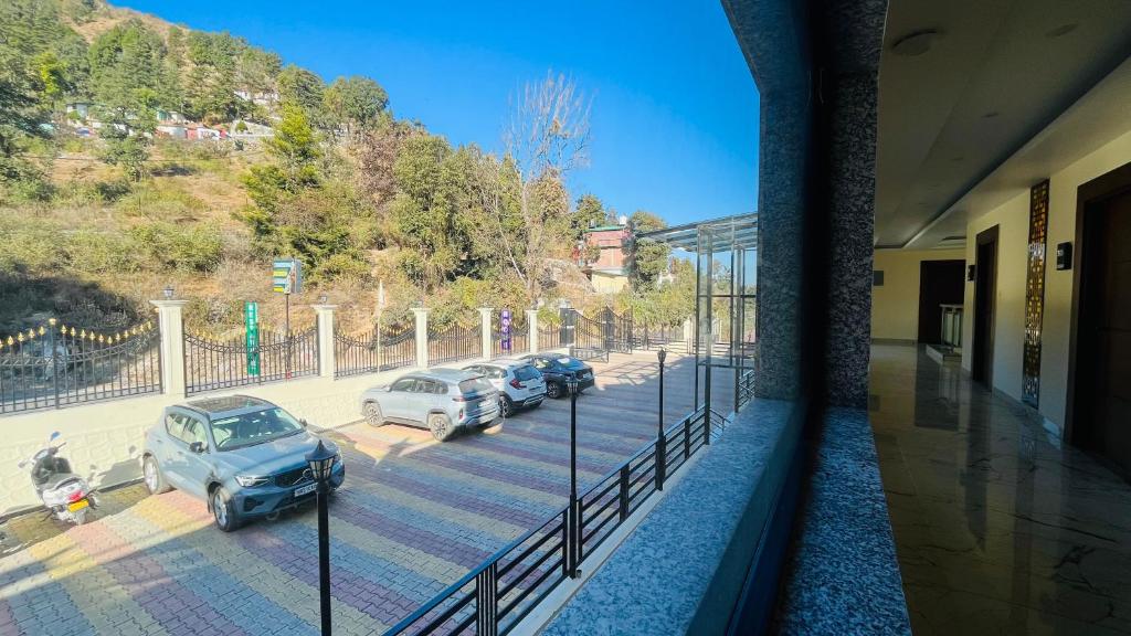 Fotografie z fotogalerie ubytování Trideus Mountain Club & Resort, Mussoorie v destinaci Mussoorie