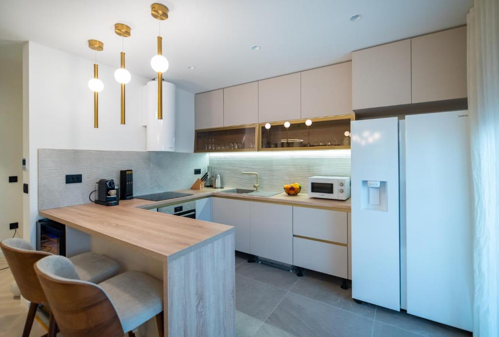 Cascade Luxury Apartments - 12