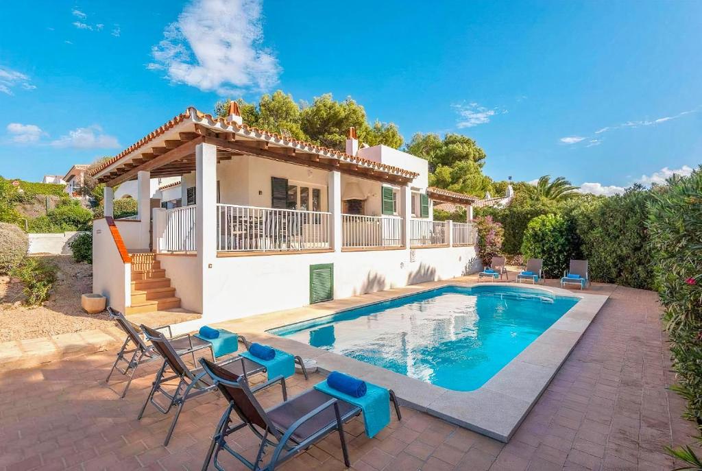 Πισίνα στο ή κοντά στο Villa Binilisa