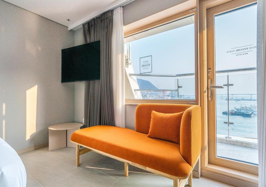 Nampo Ocean2Heaven Hotel& Spa電視和／或娛樂中心